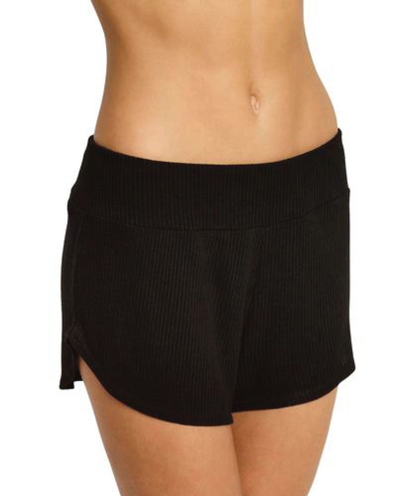Front of a model wearing a size L Elon Shorts In Black in Black by Eberjey. | dia_product_style_image_id:353571
